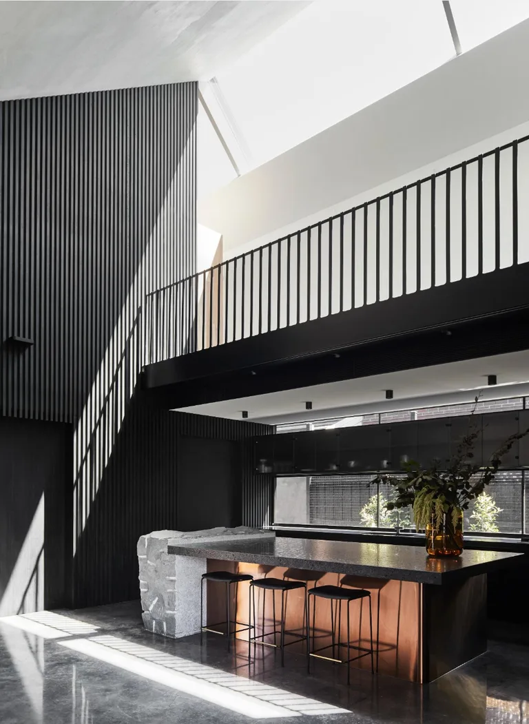 Why the Same Stone Can Look Completely Different in Two Homes
