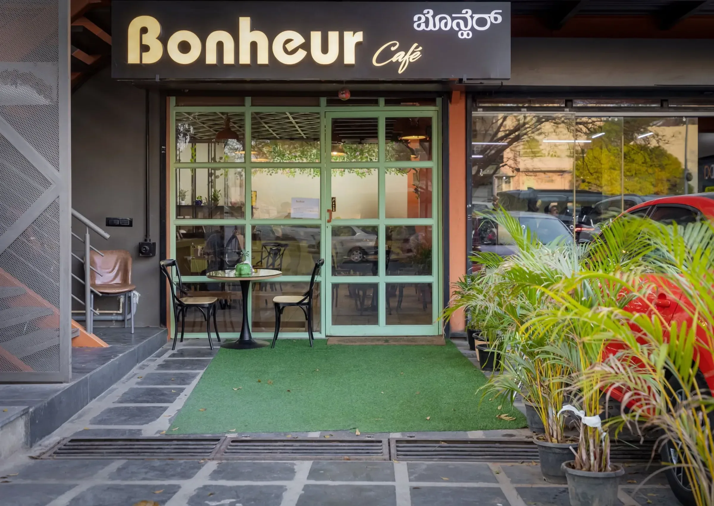 Bonheur Café, Bangalore
